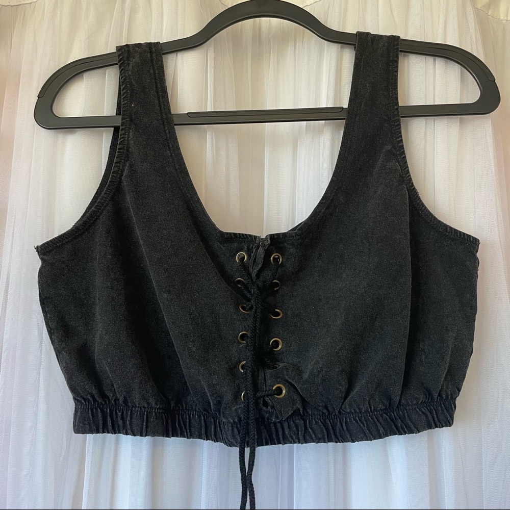 URBAN OUTFITTERS size L black crop top/bralette